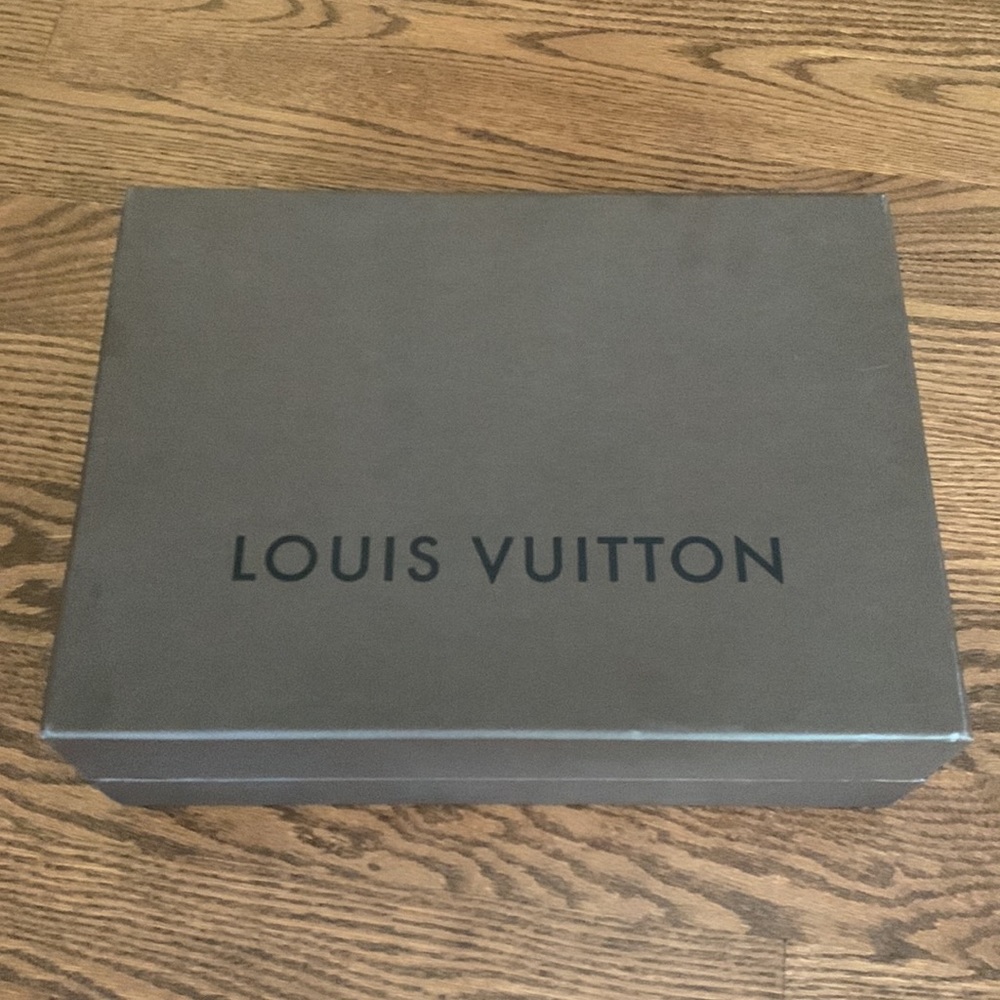 Louis Vuitton Box - Picture 2 of 2